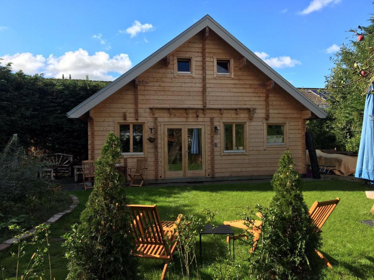 フラウヴェンポルデルChalet Ons Oekjeアパートメント エクステリア 写真