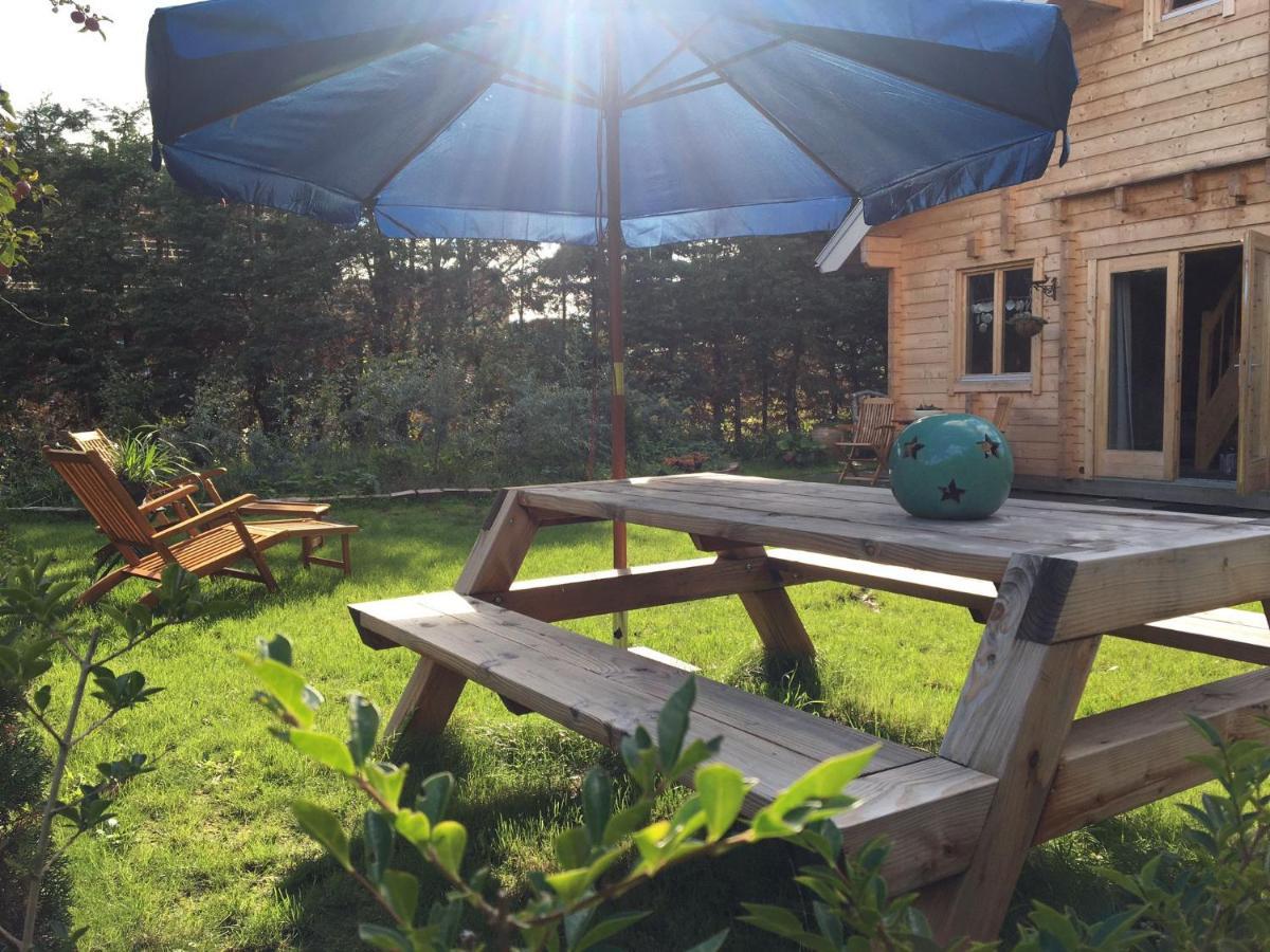 フラウヴェンポルデルChalet Ons Oekjeアパートメント エクステリア 写真